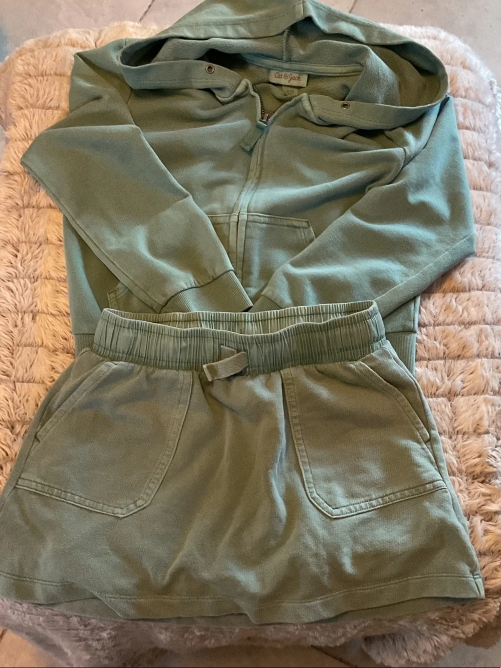 Cat and Jack Green Pull-On kids Shorts
